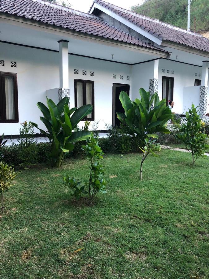 Ariata Arya Hostel Kuta  Exterior photo